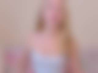 Kathrynn18's Live Sex Cam Show