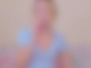 Kathrynn18's Live Sex Cam Show