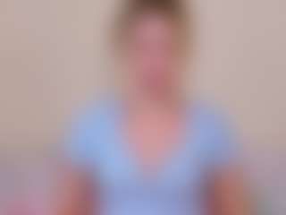 Kathrynn18's Live Sex Cam Show