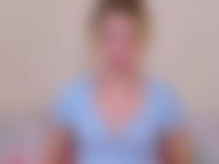 Kathrynn18's Live Sex Cam Show