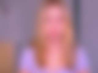 Kathrynn18's Live Sex Cam Show