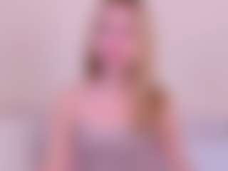 Kathrynn18's Live Sex Cam Show