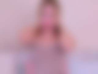 Kathrynn18's Live Sex Cam Show