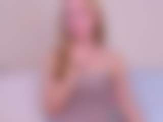 Kathrynn18's Live Sex Cam Show