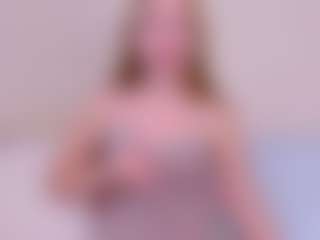 Kathrynn18's Live Sex Cam Show