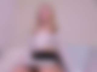 Kathrynn18's Live Sex Cam Show