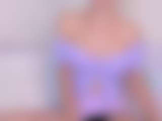 Kathrynn18's Live Sex Cam Show
