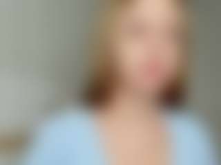 Kathrynn18's Live Sex Cam Show