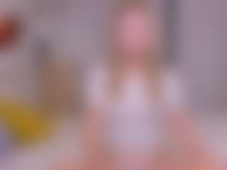 Kathrynn18's Live Sex Cam Show