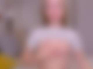Live cam show with Kathrynn18 - Thin on CamClone