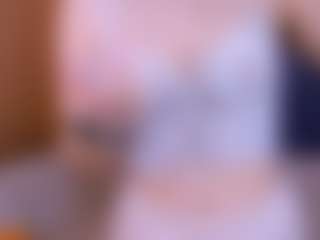 Live cam show with KattyRee18 - Teen (18+) on studioflirtlive.com