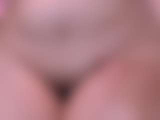 Live cam show with siara-sanders - Brown Hair on AdultVida.com
