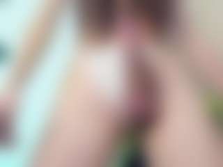 Chloeygreey's Live Sex Cam Show