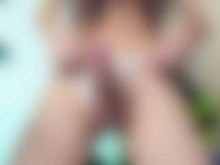 Chloeygreey's Live Sex Cam Show