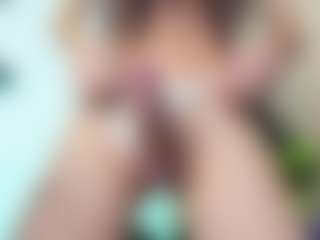 Chloeygreey's Live Sex Cam Show