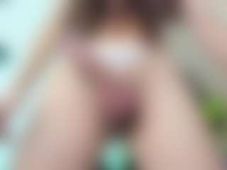 Chloeygreey's Live Sex Cam Show