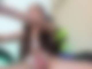Chloeygreey's Live Sex Cam Show