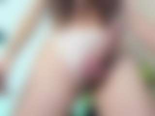 Chloeygreey's Live Sex Cam Show