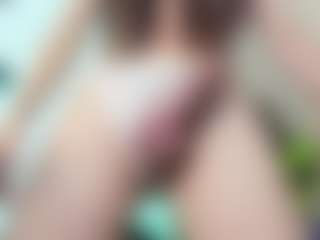Chloeygreey's Live Sex Cam Show