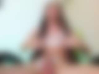Chloeygreey's Live Sex Cam Show