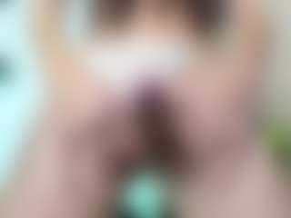 Chloeygreey's Live Sex Cam Show