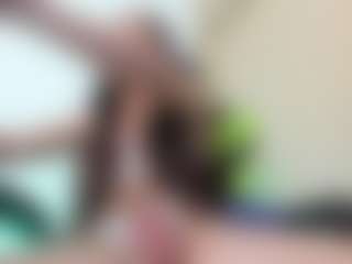 Chloeygreey's Live Sex Cam Show