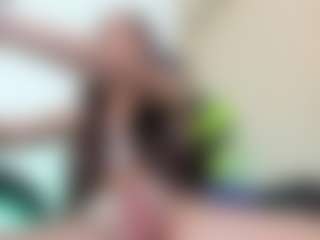 Chloeygreey's Live Sex Cam Show