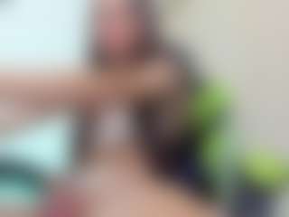 Live cam show with Chloeygreey - Implants on live18s.com
