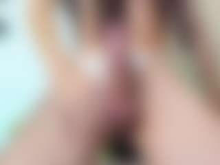 Live cam show with Chloeygreey - Teen (18+) on Streamer API