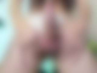 Chloeygreey's Live Sex Cam Show