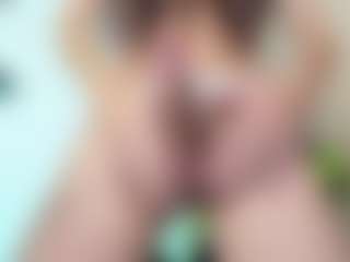 Chloeygreey's Live Sex Cam Show