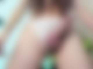 Chloeygreey's Live Sex Cam Show