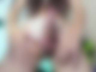 Chloeygreey's Live Sex Cam Show