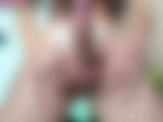 Chloeygreey's Live Sex Cam Show