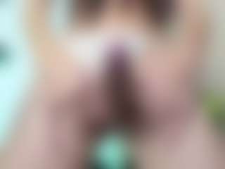 Chloeygreey's Live Sex Cam Show