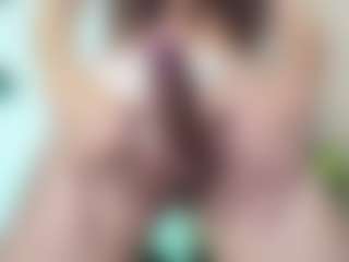 Chloeygreey's Live Sex Cam Show