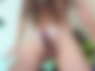 Chloeygreey's Live Sex Cam Show