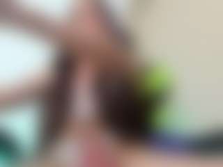 Live cam show with Chloeygreey - Orgasm on PervPlay.com