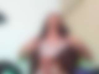 Chloeygreey's Live Sex Cam Show