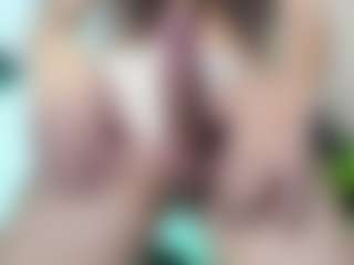 Chloeygreey's Live Sex Cam Show
