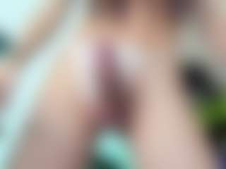 Live cam show with Chloeygreey - Small Tits on nudelive.tv