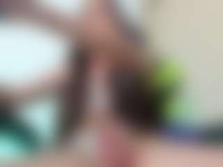 Live cam show with Chloeygreey - English on Camsoda