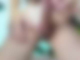 Live cam show with Chloeygreey - American on Camsoda | colombia