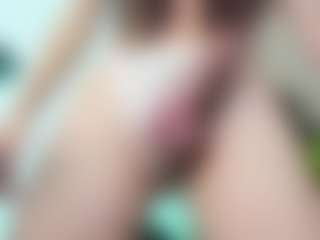 Chloeygreey's Live Sex Cam Show