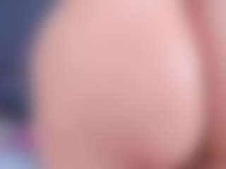 Live cam show with DulceAurora1 - Petite on Camsoda