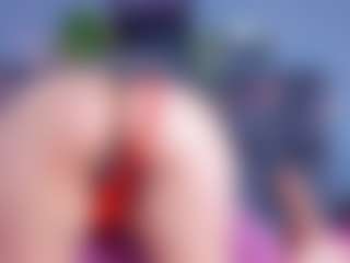 Live cam show with DulceAurora1 - Public Brown Hair on Livezox