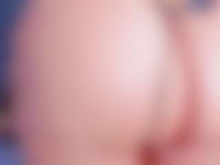 Live cam show with DulceAurora1 - Petite MILF on liverealitysex.com
