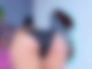Live cam show with DulceAurora1 - Smoking on Camming Site