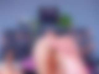 Live cam show with DulceAurora1 - Facial Piercings on Camming Site