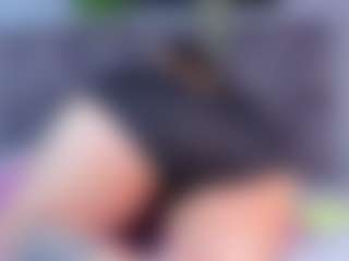 DulceAurora1 MILF webcam performer live streaming